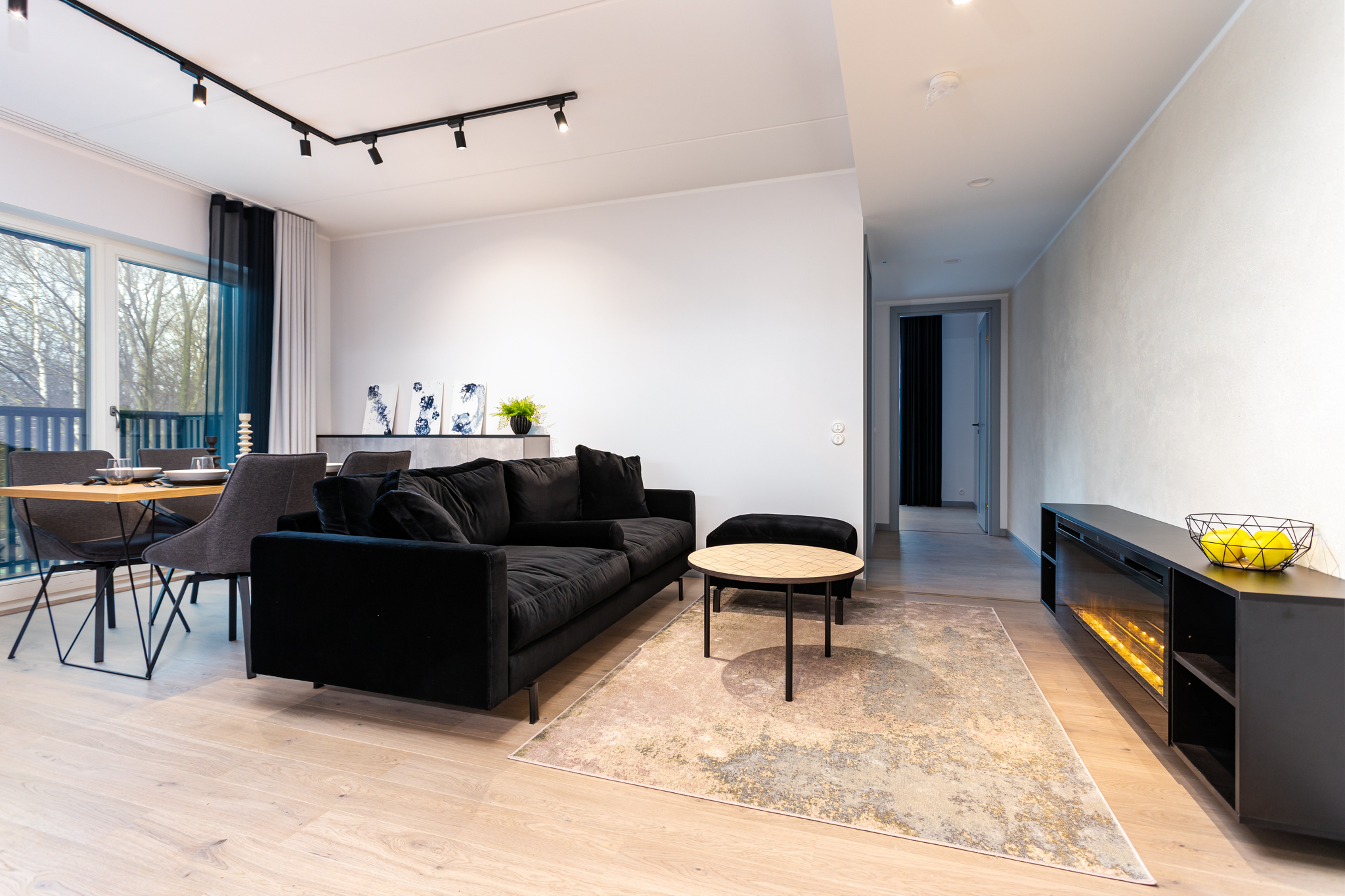 Mündriku residents, Яху 6/3