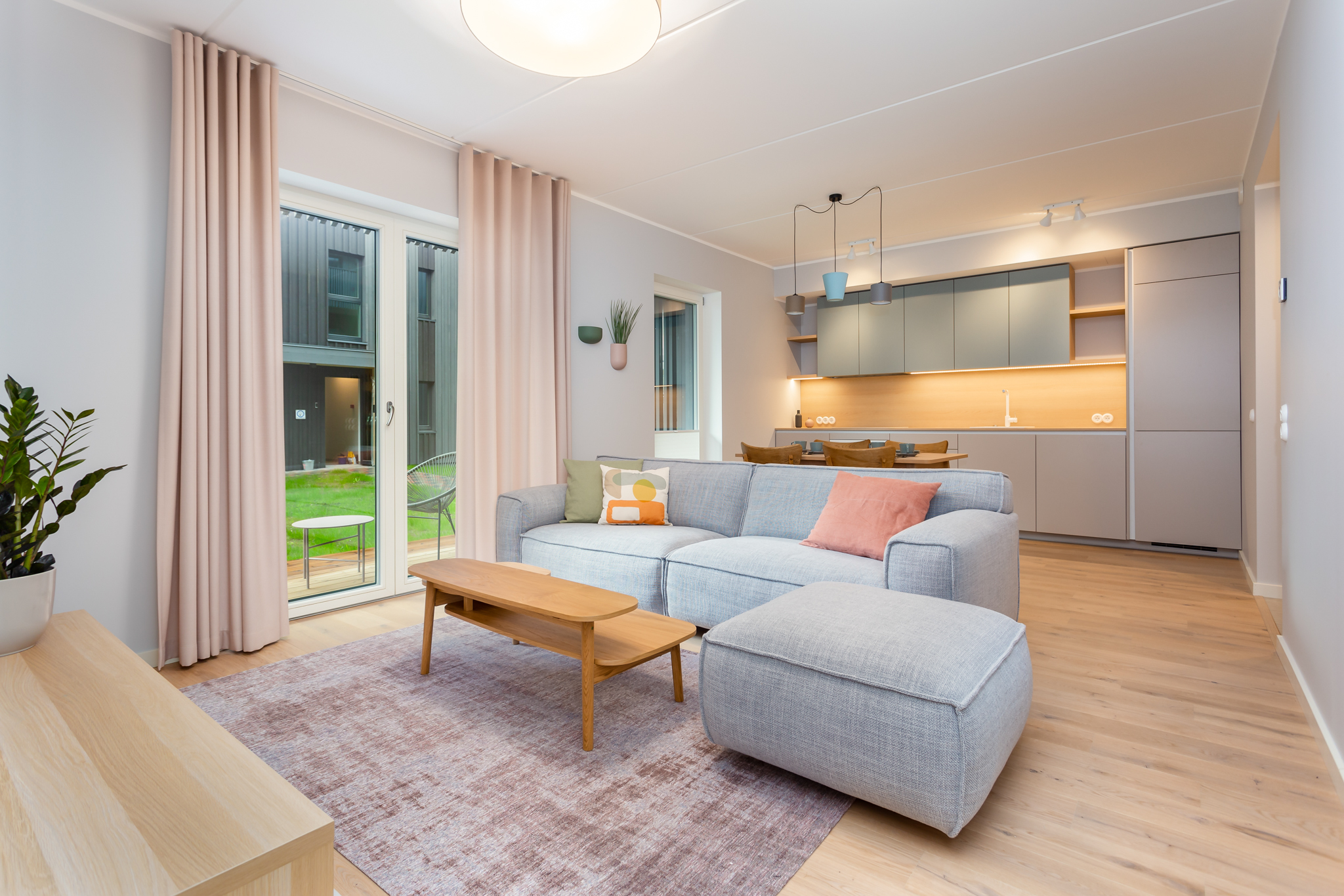 Mündriku residents, Väike-Patarei 1/4