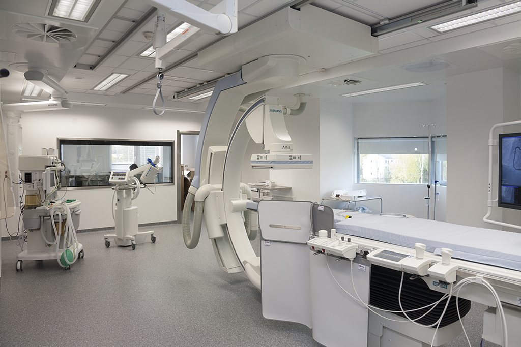 Операционный зал - помещение для проведения ангиографии в Пярнуской Больнице